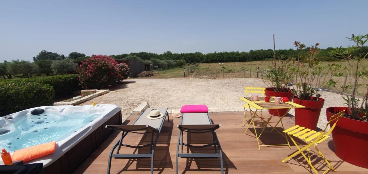 Bed and Breakfast Les Bonbonnettes Le Cailar Экстерьер фото
