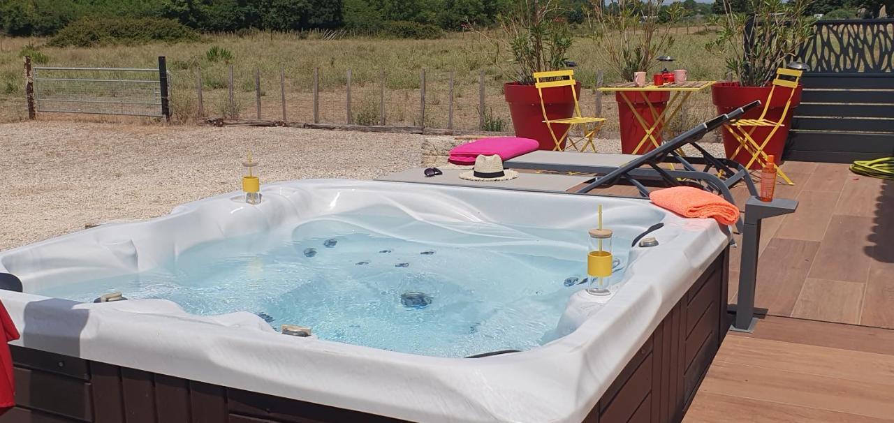 Bed and Breakfast Les Bonbonnettes Le Cailar Экстерьер фото