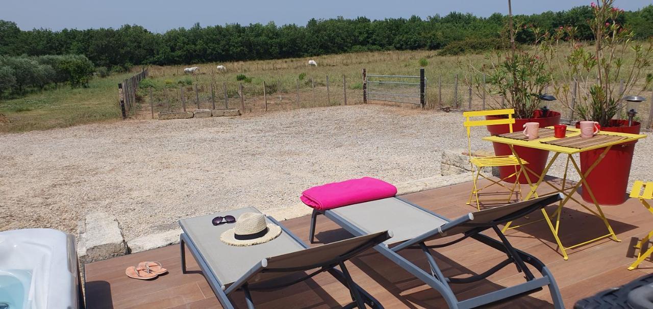 Bed and Breakfast Les Bonbonnettes Le Cailar Экстерьер фото
